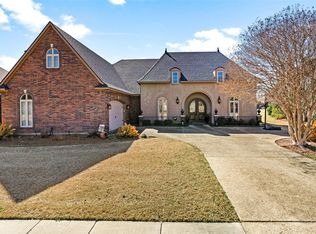 520 Canterbury Ln, Bossier City, LA 71111