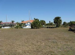 116 Sinclair St SE, Port Charlotte, FL 33952