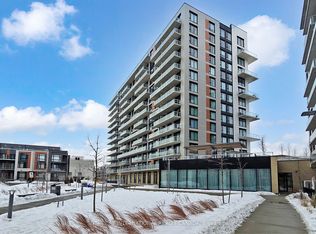 2 David Eyer Rd #1027, Richmond Hill, ON L4S 0N6