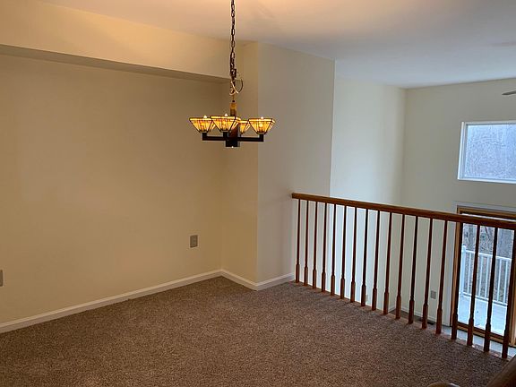4th image of 138 S Barrow Pl