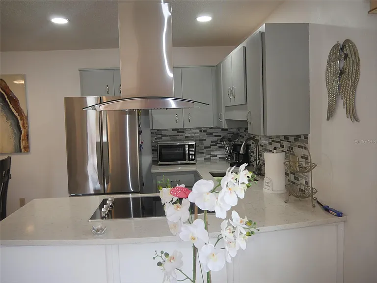 6165 Chesham Dr #5 — Photo 8