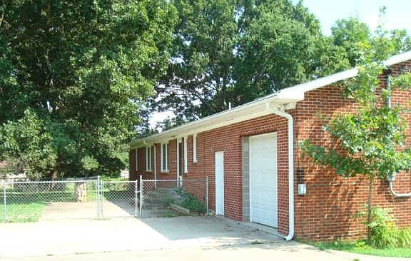 2nd image of 6912 Old Nashville Hwy