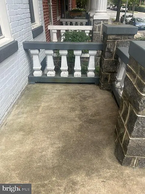4 bed, 3.5 bath, 1590 sqft, $5,200 — Photo 2