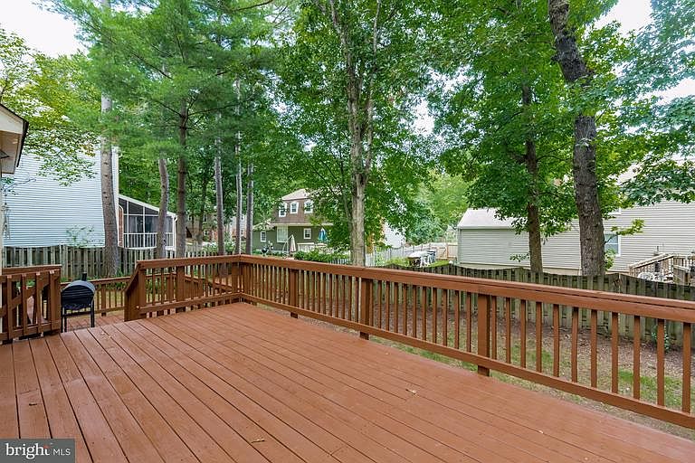 1st image of 3871 Oriole Ct
