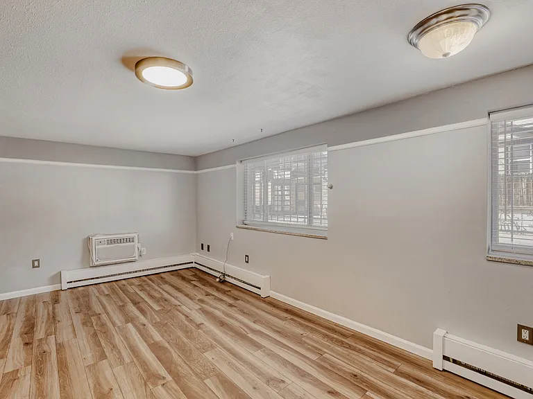 1419 Detroit St #15 — Photo 8
