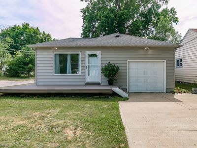 2426 Rockefeller Rd, Wickliffe, OH, 44092