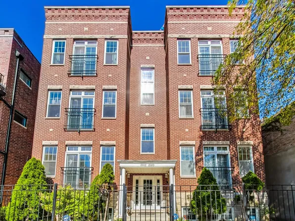 2662 W Montrose Ave #1, Chicago, IL 60618