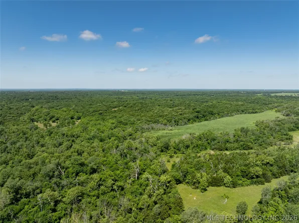1 Davis Rd, Ardmore, OK 73401