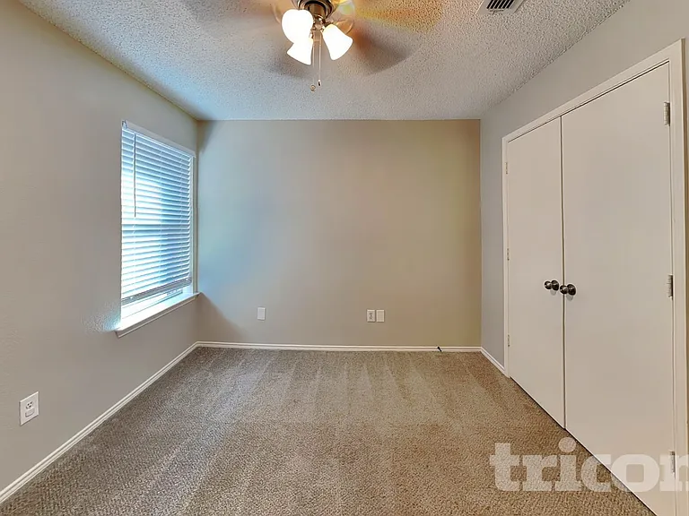 2520 Ensenada Ln — Photo 9