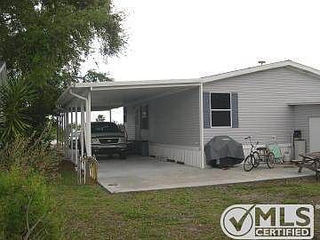4th image of 925 Yacht Club Way