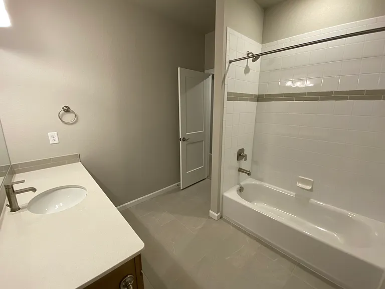 6526 Miro Ln — Photo 20