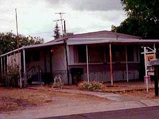 1st image of 4106 N Palm Grove Dr #0