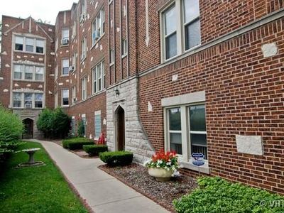4815 W Roscoe St APT 3S, Chicago, IL, 60641
