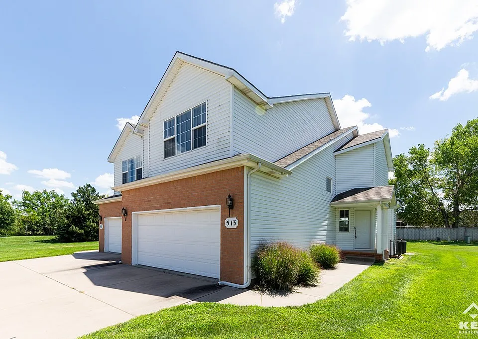 513 N Bristol Ct