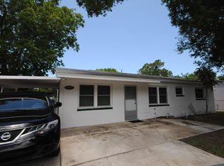 2072 119th St, Seminole, FL 33778