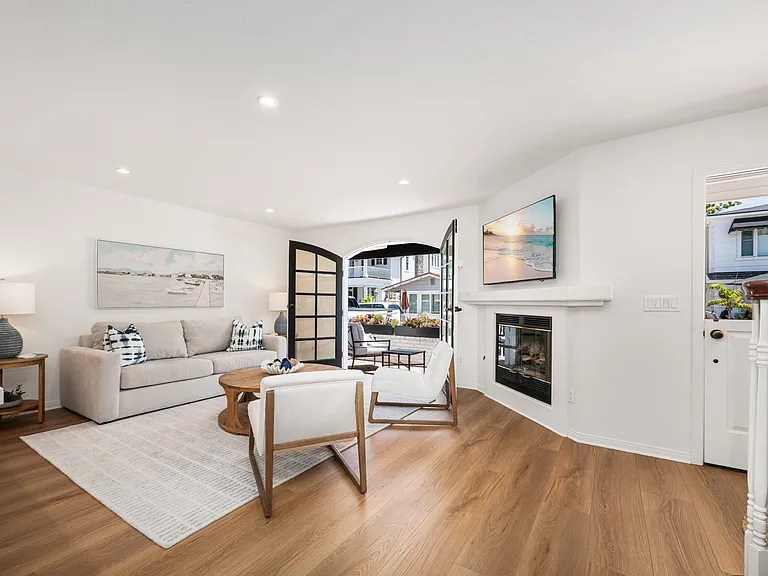 117 Marine Ave #A — Photo 45