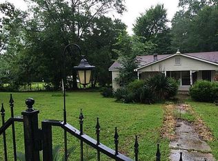 228 Lakeview Cir, Elm Grove, LA 71051