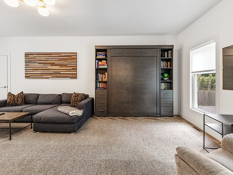 38 Lincoln St — Photo 10