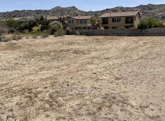 4th image of 2127 E South Mountain Ave