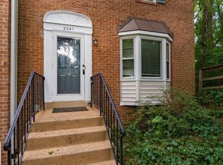 2041 S Glebe Rd, Arlington, VA 22204