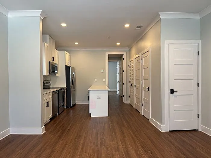 805-B Bradford Ave #102 — Photo 13