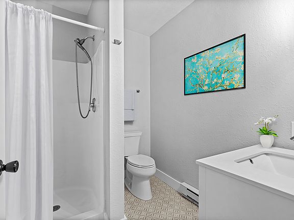 4th image of 111 E Rhine St #2