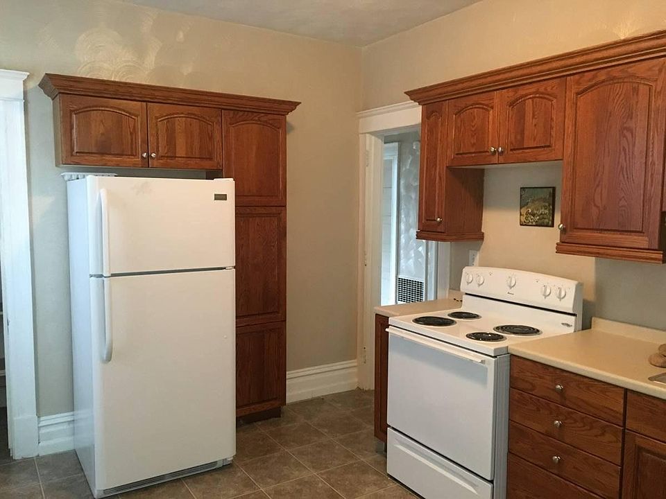 1st image of 430 W Otterman St #2
