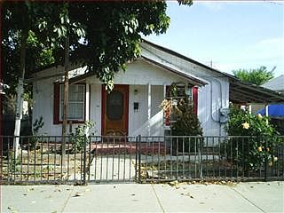 2nd image of 14 Hazel St