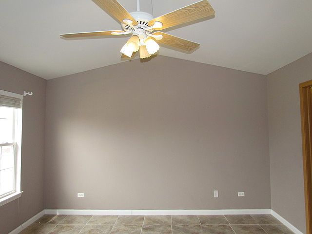 1st image of 2812 River Bend Ln