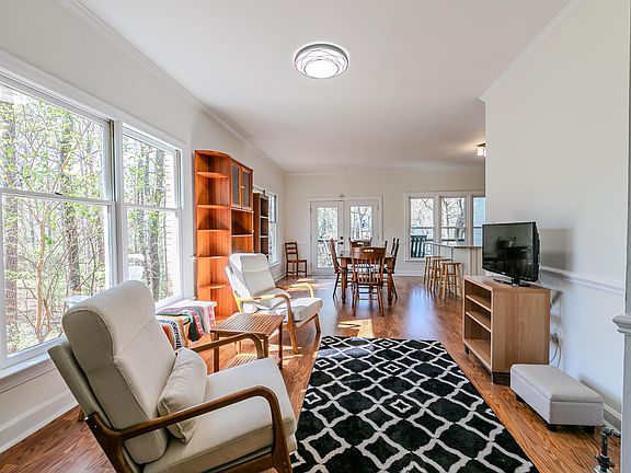 4th image of 5500 Fortunes Ridge Dr APT 83A