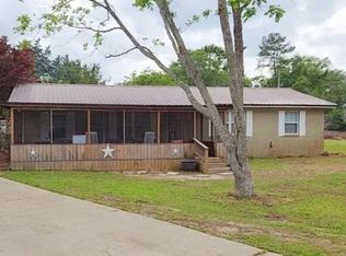 372 Nobles Rd, Cottonwood, AL 36320