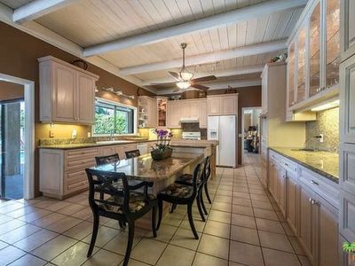 955 E Paseo El Mirador, Palm Springs, CA, 92262