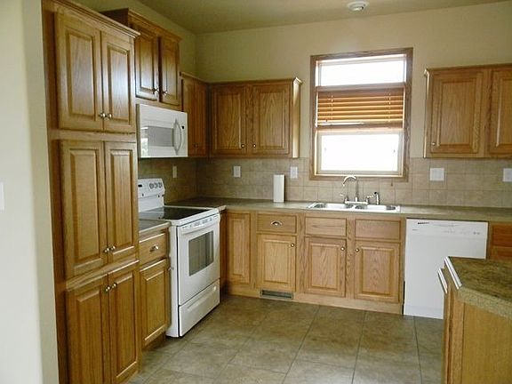 2nd image of 1029 Plateau Ct