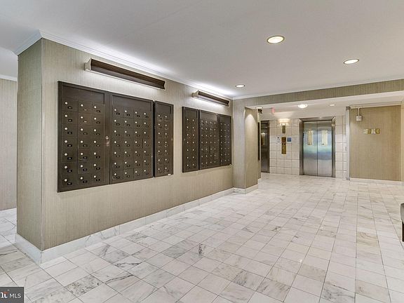 4th image of 4201 Cathedral Ave NW APT 602W
