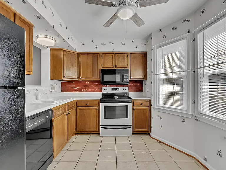 4003 Reese Dr S — Photo 4