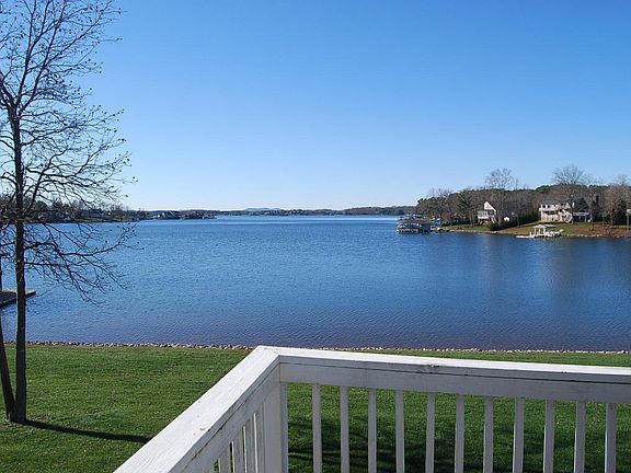4th image of 252 Blarney Stone Ct #252