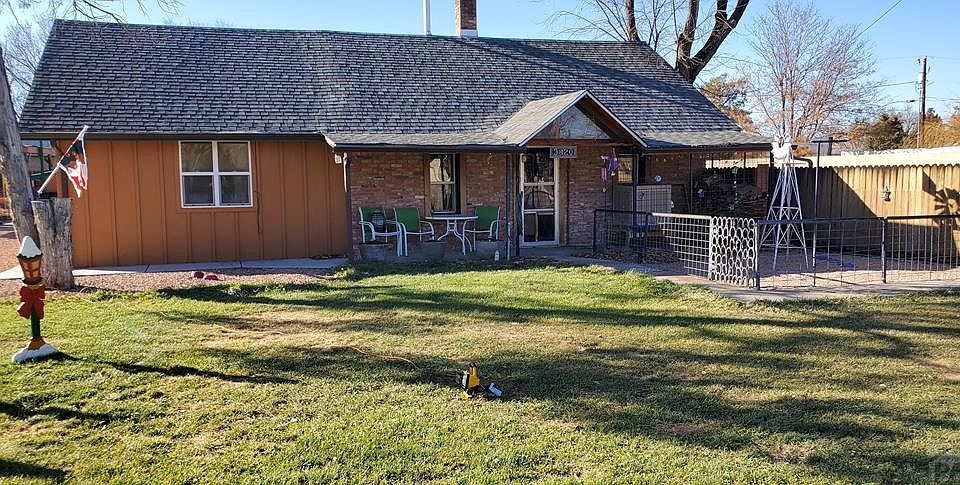 1st image of 3820 W Willow Ln
