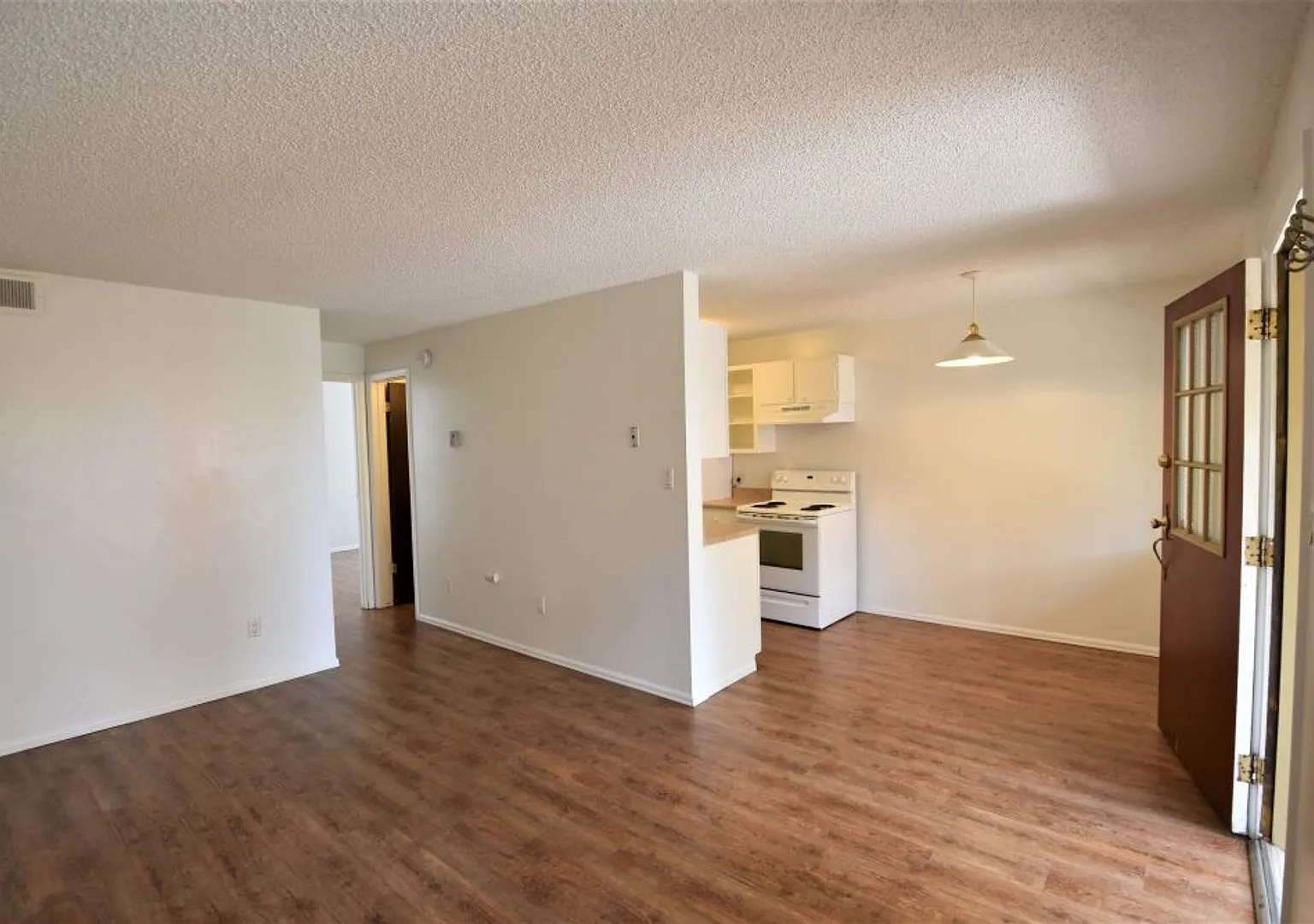 One Bedroom Condo For Rent At Wimbledon In Boulder — Photo 4