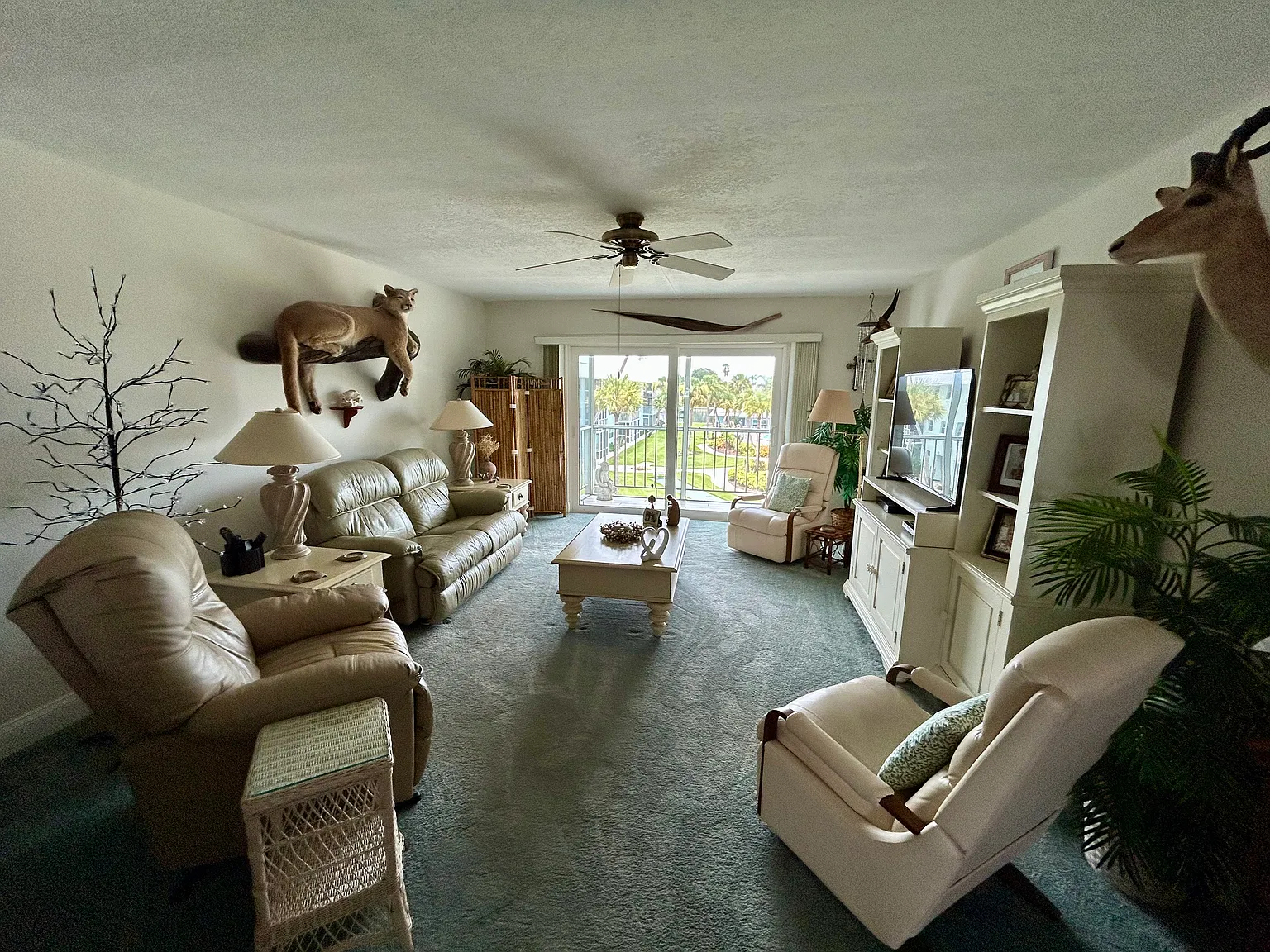 2 bed, 1134 sqft, $2,700 — Photo 2