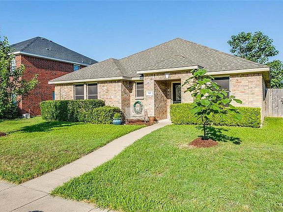 3rd image of 107 Forest Park Ln