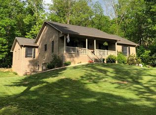 1868 Hermitage Rd, Waynesboro, VA 22980