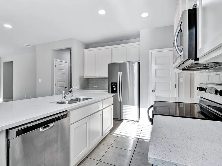 216 Syrah Ct — Photo 8