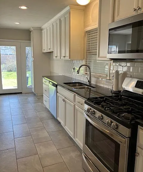 3844 Beechwood Ln — Photo 10