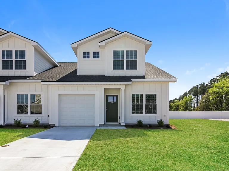 1190 Walker Point Way — Photo 1