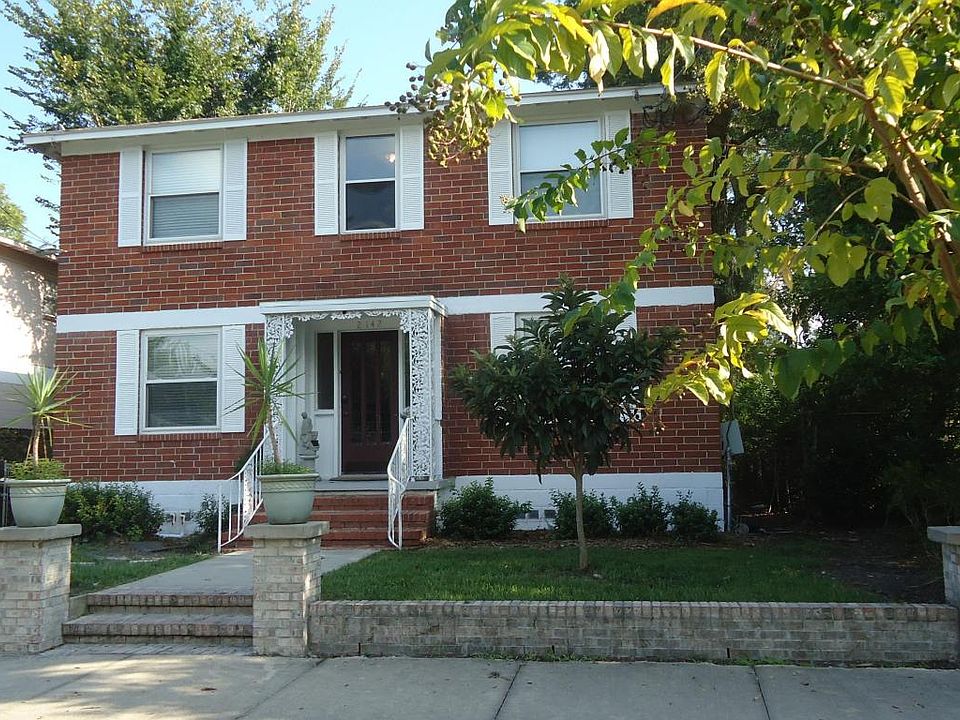 1st image of 2142 College St APT 1