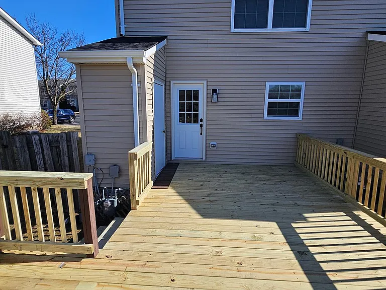 111 Barrington Ln — Photo 18