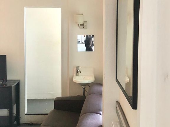 5th image of 1639 Cabrillo Ave #304