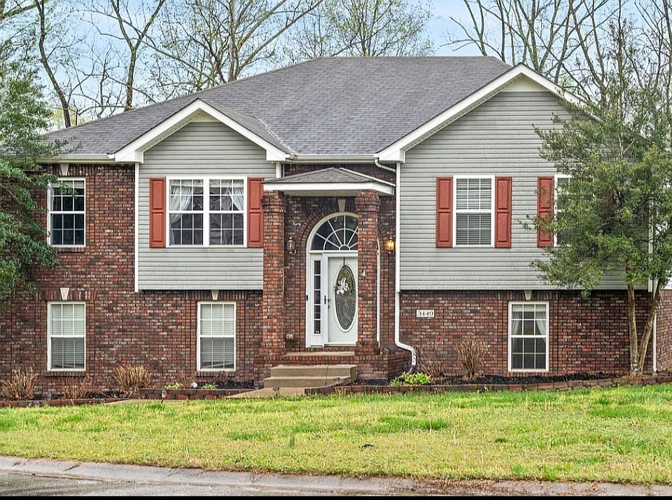1st image of 3449 N Henderson Way