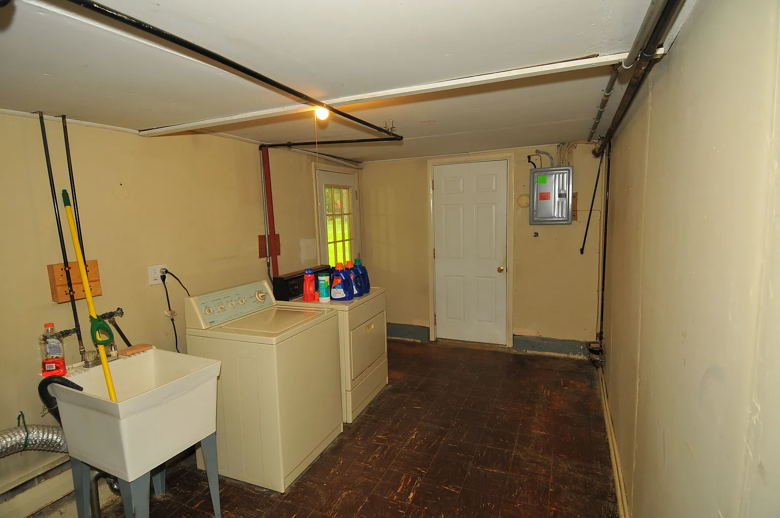 11 Valley View Rd photo 1