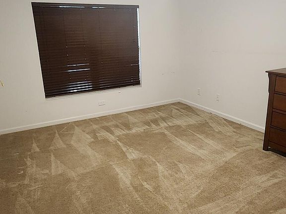 3rd image of 1817 Elkins Point Dr